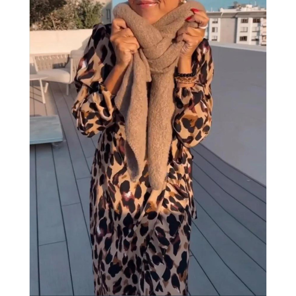 Lisandra™ | Leopard dress with V-neck